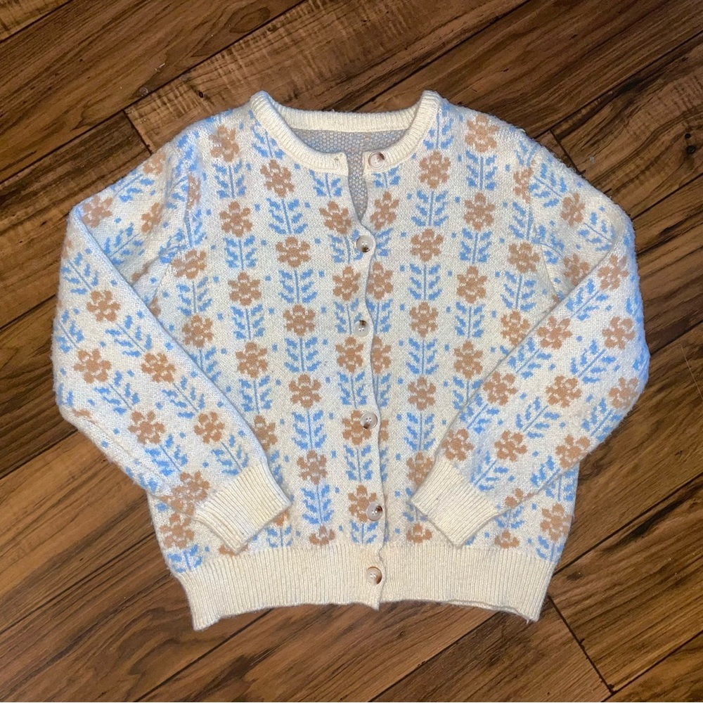 Chunky Knit Floral Cardigan